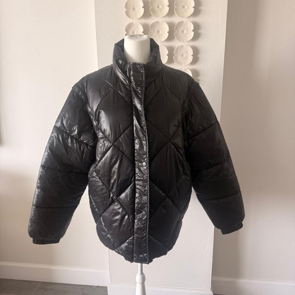 Black Quilted Puffer Jacket | Size 12 | Lightweight & Warm | Hardly Worn - Picture 2 of 6